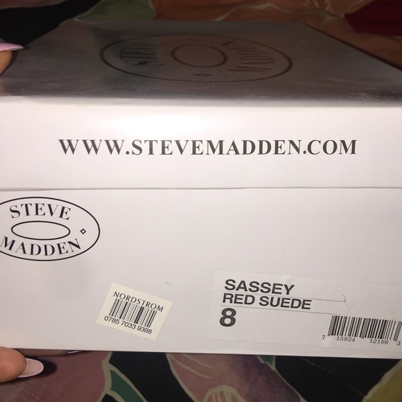 Red Sassey Steve Madden fringe heels! - Picture 4 of 4